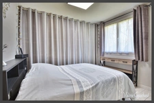 Domaine avec gîtes à vendre – 3 maisons, 2 piscines, nature et calme –6600 m² de terrain - Dordogne