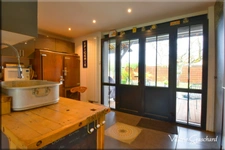 Leognan ( Gironde) 10 km de Bordeaux 135 m² ( 4 chambres)