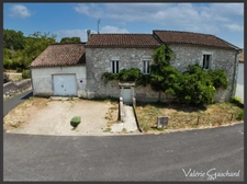 Ancien corps de ferme en pierre  235 m² avec dépendances à SAINT ANTOINE DE BREUILH 