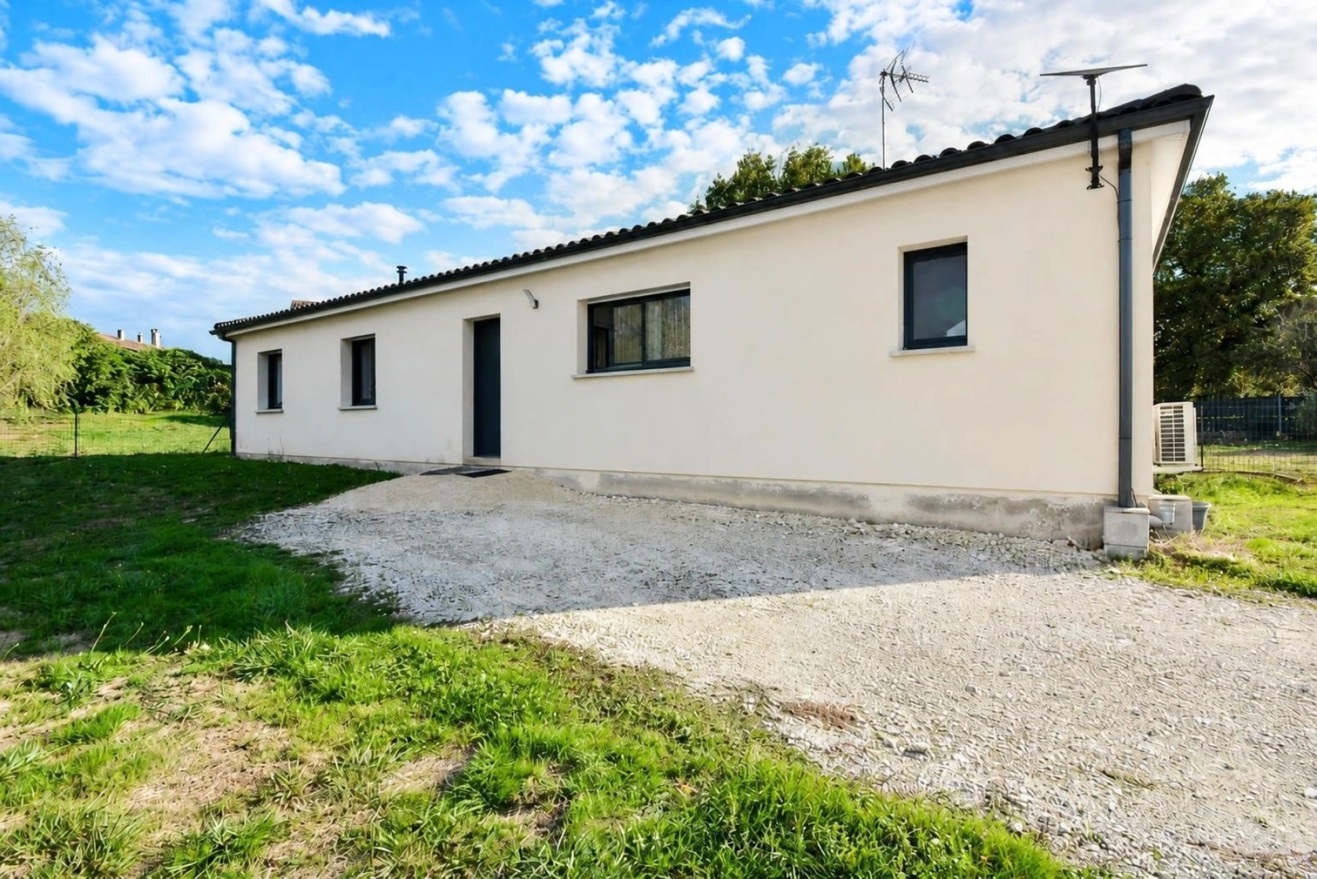 Maison 4 pièces 116 m² · à Ménesplet · 116 m² · 255 000 €