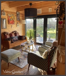 Maison en bois 2 chambres+ bureau sur terrain de 1489 m²