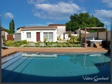 Saint-Denis-de-Pile – Propriété aux prestations rares -Maison principale + maison d'invités 208 m² 