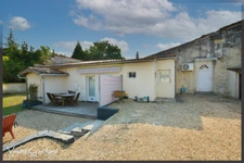 Guitres ( 33) Maison 2 chambres et jardin 