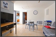 Domaine avec gîtes à vendre – 3 maisons, 2 piscines, nature et calme –6600 m² de terrain - Dordogne