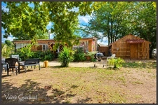  MENESPLET (24) Chalet bois avec dépendance, piscine et grand terrain clos proche Montpon-Ménestérol