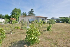Minzac (Dordogne) maison plain pied 3  chambres + garage et jardin