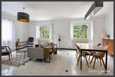 Maison familiale ou investissement à Pors-Sainte-Foy-et-Ponchapt – 175 m² – 5 chambres – Double logement – Jardin 1038 m²