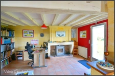Maison en pierre 4 chambres dépendances  et terrain de plus de 2ha