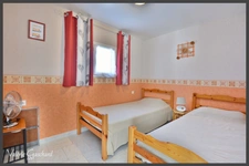 Domaine avec gîtes à vendre – 3 maisons, 2 piscines, nature et calme –6600 m² de terrain - Dordogne