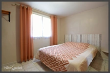 Domaine avec gîtes à vendre – 3 maisons, 2 piscines, nature et calme –6600 m² de terrain - Dordogne