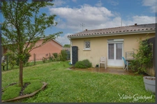 Maison une chambre avec jardin à  SAINT SEURIN SUR L'ISLE (33)