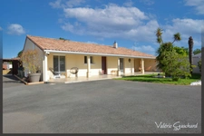 Saint-Denis-de-Pile – Propriété aux prestations rares -Maison principale + maison d'invités 208 m² 