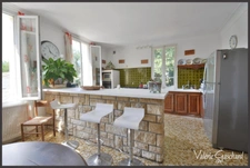 St Antoine sur l'isle  ( Gironde) - Maison en Pierre 250 m² + dépendance et piscine