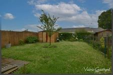 Maison une chambre avec jardin à  SAINT SEURIN SUR L'ISLE (33)