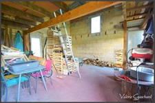 Maison en pierre 4 chambres dépendances  et terrain de plus de 2ha