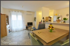 Maison une chambre avec jardin à  SAINT SEURIN SUR L'ISLE (33)