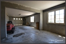 Saint seurin sur l'isle -Maison 4 chambres + sous sol total, grange et terrain 