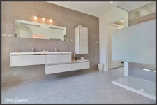 St seurin sur l'isle - Maison 150 m² + hangars sur 3800 m² de terrain 