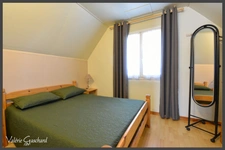Domaine avec gîtes à vendre – 3 maisons, 2 piscines, nature et calme –6600 m² de terrain - Dordogne