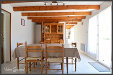 Domaine avec gîtes à vendre – 3 maisons, 2 piscines, nature et calme –6600 m² de terrain - Dordogne