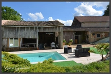 Le pizou - Maison en pierre 257 m² + piscine, nombreuses dépendances et terrain