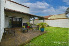 Leognan ( Gironde) 10 km de Bordeaux 135 m² ( 4 chambres)