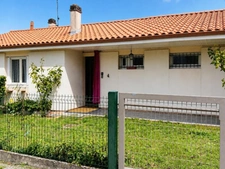 GUITRES (33230) – Maison de plain-pied de 61 m² au calme, avec garage et jardin