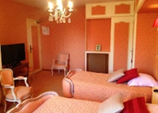 Ensemble immobilier Gîtes-Chambre d'Hôtes- événementiel  à vendre- 23 pièces Proche de CLECY (14)