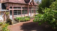 Ensemble immobilier Gîtes-Chambre d'Hôtes- événementiel  à vendre- 23 pièces Proche de CLECY (14)