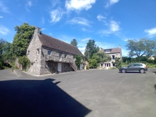 Ensemble immobilier Gîtes-Chambre d'Hôtes- événementiel  à vendre- 23 pièces Proche THURY-HARCOURT