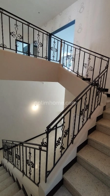 Maison à vendre BAR LE DUC - rénovation soignée - 126 m² - dépendances - terrasse et terrain.
