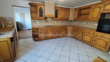 Maison à vendre - Centre village - 72 m² avec garage à VILLE SUR SAULX