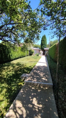 Maison à vendre Robert Espagne, surface de 131 m² habitable de suite avec véranda - jardin - garage.