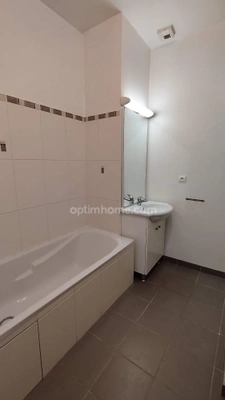Appartement à vendre 5 pièces de 113 m² - BAR LE DUC - parking - ascenseur.