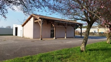 Local commercial de 230 m² à vendre - Fains Veel - magasin avec réserve et parking privé.