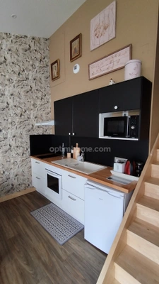 Maison de village à vendre, 55 m² habitable de suite avec jardin. Rare!