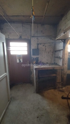 Maison à vendre - Centre village - 72 m² avec garage à VILLE SUR SAULX