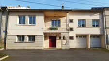 Maison à vendre de 180 m² avec terrain plat - dépendances - sous sol complet.
