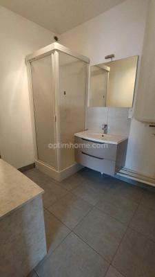 Appartement rénové à vendre T2 à BAR LE DUC - Centre ville!