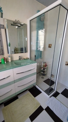 Maison à vendre Robert Espagne, surface de 131 m² habitable de suite avec véranda - jardin - garage.