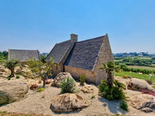 12-room property for sale in Plougrescant (22)