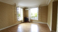 Belle maison bourgeoise avec spacieuse véranda et 2 bureaux/ateliers sur un terrain de 980 m2