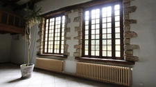 Propriété 9 pièces ROSNY SOUS BOIS (93) avec terrasse sur terrain clos de murs