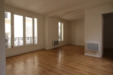 Bel appartement lumineux de 2 pièces au 2eme etage à 200 m du métro Louise Michel