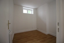 Bel appartement lumineux de 2 pièces au 2eme etage à 200 m du métro Louise Michel