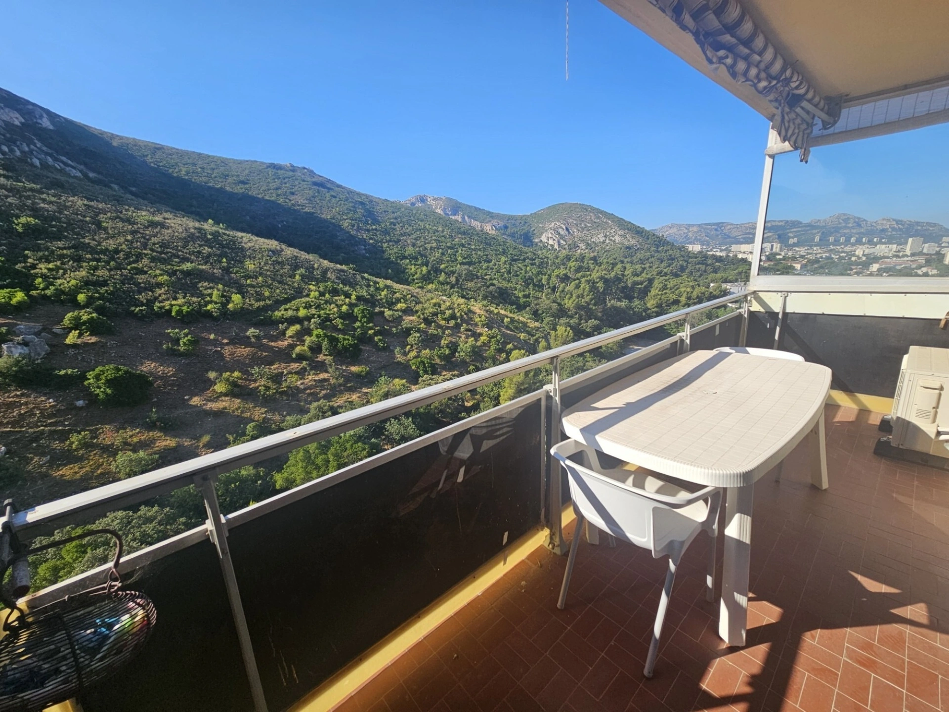 Appartement 4 pièces 78 m² · à Marseille 10eme Arrondissement · 78 m² · 205 000 €