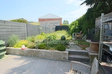 Hem proche centre - Local commercial de 147 m² avec réserve, bureaux et jardin – Emplacement visible 