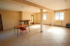 Maison jumelée 127 m2 habitables 4 chambres avec parking et garage