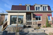 Lannoy limite Hem - Maison de 116 m2 habitables 5 pièces avec beau jardin sud ouest