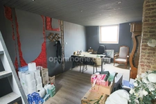 Hem proche centre - Local commercial de 147 m² avec réserve, bureaux et jardin – Emplacement visible 
